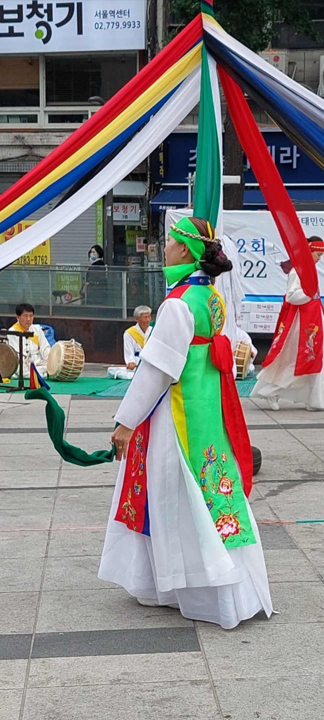 3743823143_BknaIN6L_bac12923ef83345d7f7b4f867e4489d9889610ff.jpg 이미지크게보기